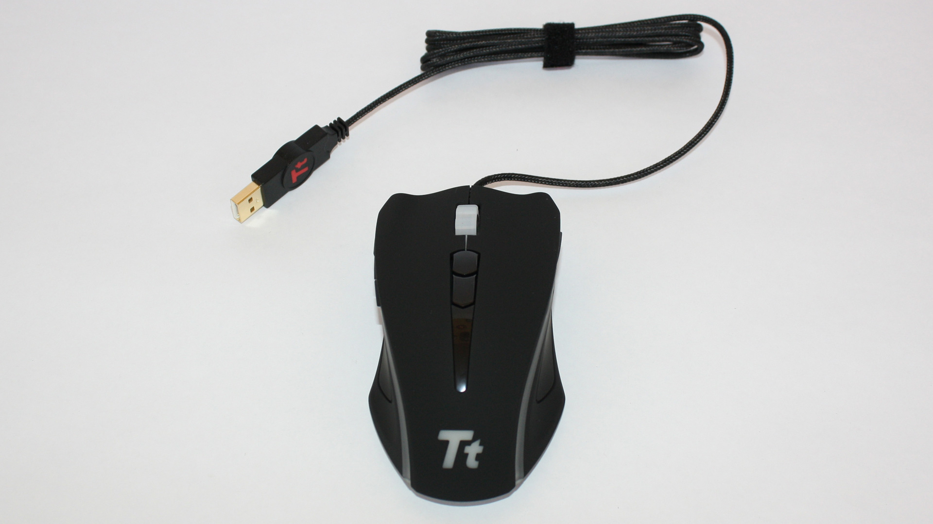 Media asset (photo, screenshot, or image in full size) related to contents posted at 3dfxzone.it | Image Name: Thermaltake_black_element_gaming_mouse_up.jpg