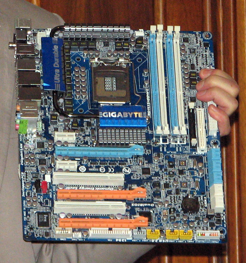 Immagine pubblicata in relazione al seguente contenuto: Foto di una motherboard P55 based per Core i5 by Gigabyte | Nome immagine: news10231_1.jpg