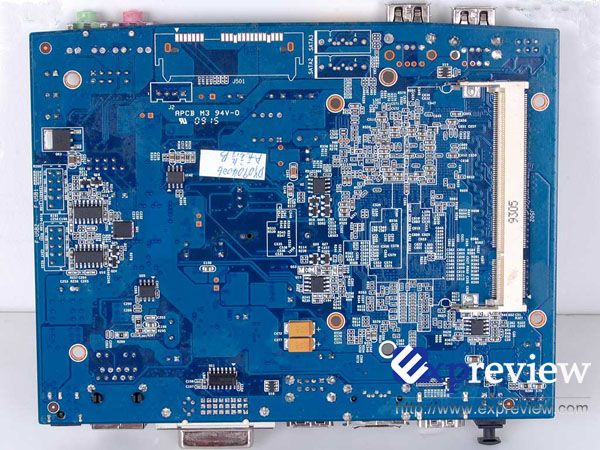 Media asset in full size related to 3dfxzone.it news item entitled as follows: Foto di una motherboard di ASL per  cpu Atom N330 basata su Ion | Image Name: news10257_4.jpg