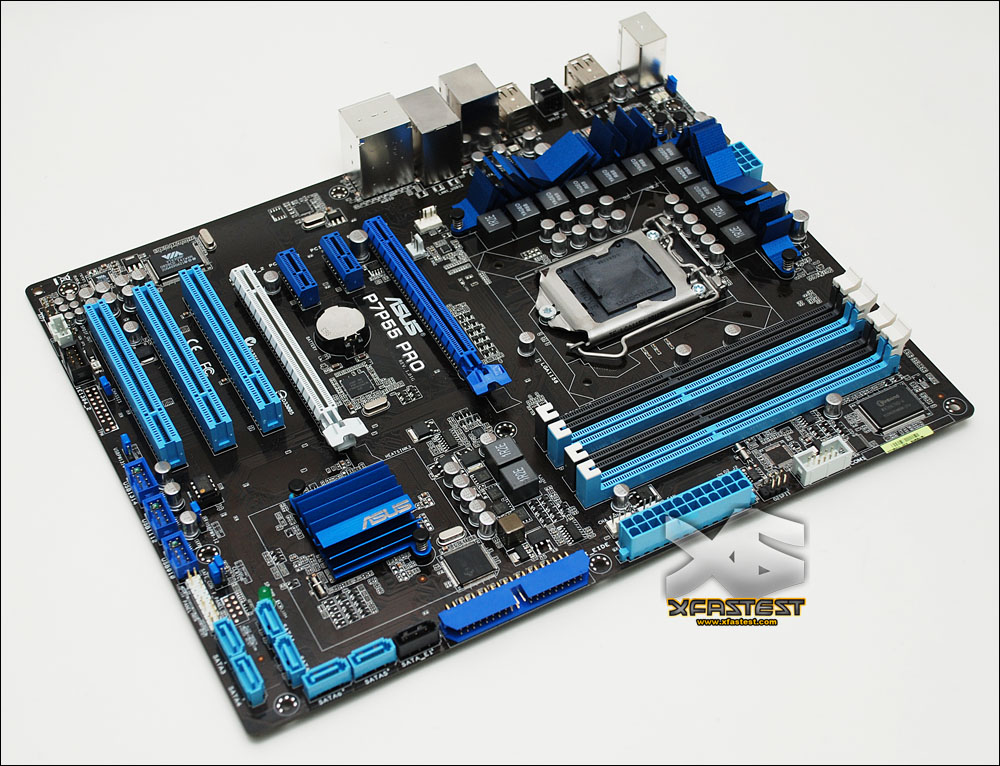Immagine pubblicata in relazione al seguente contenuto: Foto della motherboard P7P55 Pro di ASUS per Intel Core i5 | Nome immagine: news10482_1.jpg