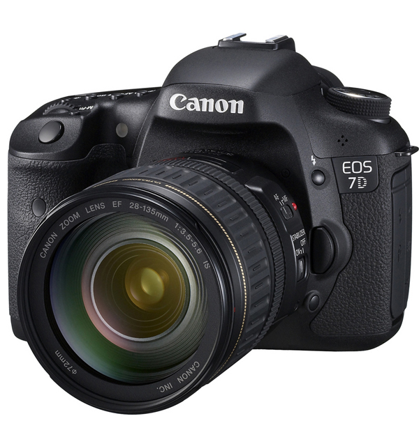 Immagine pubblicata in relazione al seguente contenuto: Canon lancia la fotocamera high-end Canon EOS 7D Digital SLR | Nome immagine: news11331_1.jpg