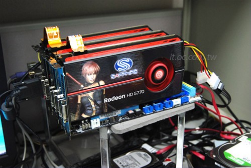 Immagine pubblicata in relazione al seguente contenuto: Primi benchmark di tre Radeon HD 5770 di Sapphire in CrossfireX | Nome immagine: news11731_1.jpg