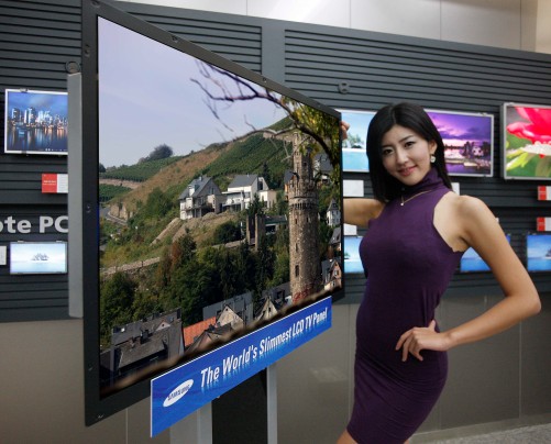 Immagine pubblicata in relazione al seguente contenuto: Samsung sviluppa un pannello per LED TV con spessore di 3.9mm | Nome immagine: news11775_1.jpg