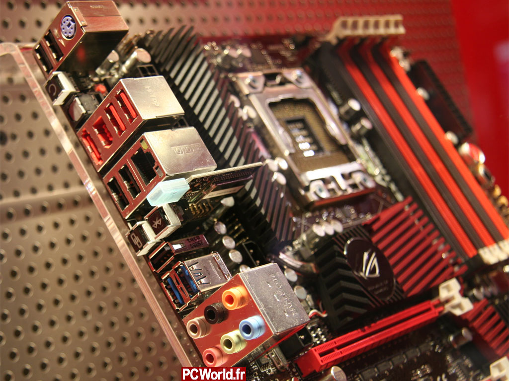 Immagine pubblicata in relazione al seguente contenuto: Rampage III Extreme: ASUS  pronta per i Core i7 980X a 6 core | Nome immagine: news12262_5.jpg