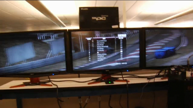 Immagine pubblicata in relazione al seguente contenuto: NVIDIA confronta la GTX 480 con la ATI HD 5870 su YouTube | Nome immagine: news12660_3.jpg
