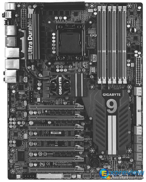 Immagine pubblicata in relazione al seguente contenuto: Foto della top motherboard GA-X58A-UD9 di Gigabyte per Core i7 | Nome immagine: news12937_1.jpg
