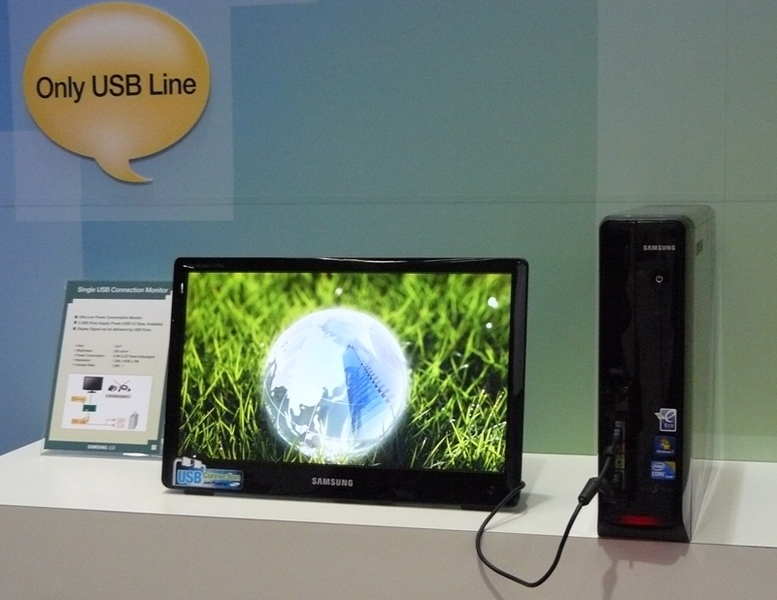 Immagine pubblicata in relazione al seguente contenuto: Samsung mostra un monitor LED con alimentazione via USB | Nome immagine: news13249_1.jpg