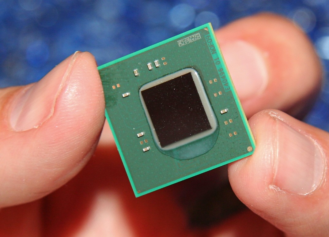 Immagine pubblicata in relazione al seguente contenuto: Intel da il via alle consegne delle cpu Atom D525 e Atom D425 | Nome immagine: news13378_1.jpg