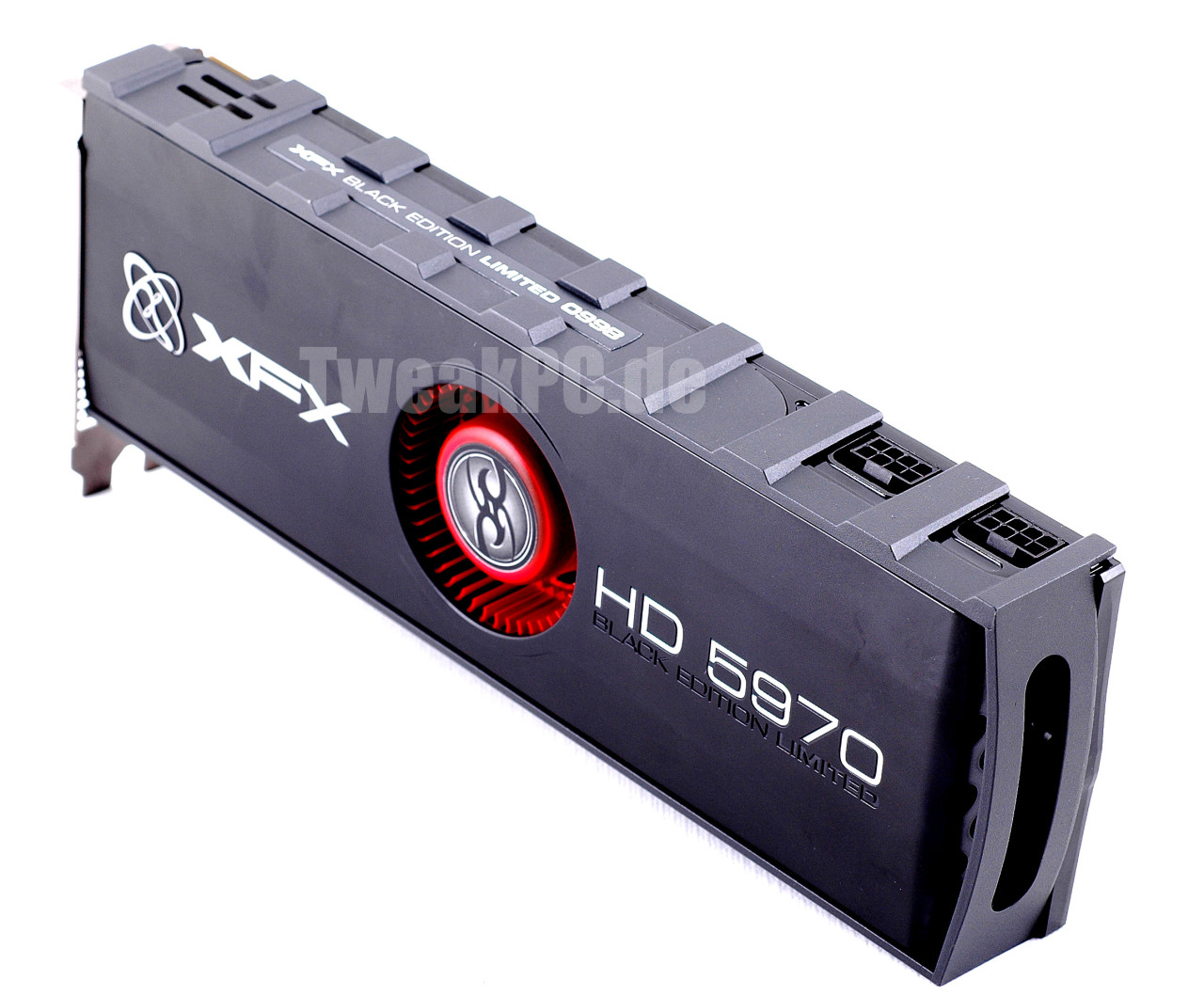 Media asset in full size related to 3dfxzone.it news item entitled as follows: Foto delle top card Radeon HD 5970 Black Edition 4GB di XFX | Image Name: news13741_4.jpg