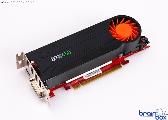 Immagine pubblicata in relazione al seguente contenuto: Foto e specifiche della GeForce GTS 450 GOOD di Gainward | Nome immagine: news13856_2.jpg