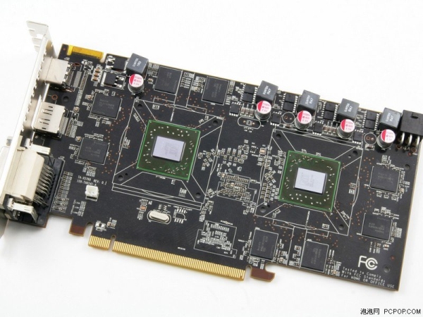 Immagine pubblicata in relazione al seguente contenuto: Yeston realizza la prima card dual-gpu Radeon HD 5770 X2 2GB | Nome immagine: news13999_2.jpg