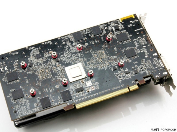 Immagine pubblicata in relazione al seguente contenuto: Yeston realizza la prima card dual-gpu Radeon HD 5770 X2 2GB | Nome immagine: news13999_3.jpg