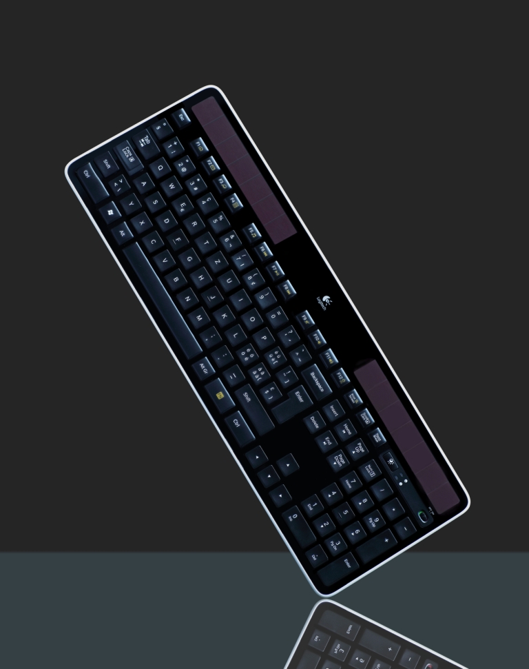 Immagine pubblicata in relazione al seguente contenuto: Logitech annuncia la tastiera a energia solare Wireless K750 | Nome immagine: news14127_1.jpg