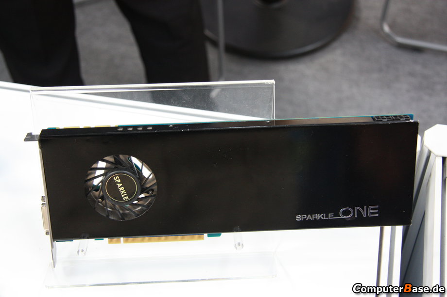 Immagine pubblicata in relazione al seguente contenuto: Sparkle realizza una GeForce GTX 570 con cooler single-slot | Nome immagine: news14766_1.jpg