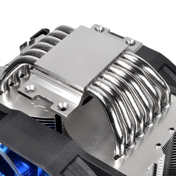 Immagine pubblicata in relazione al seguente contenuto: Thermaltake presenta Frio OCK, un CPU cooler per l'overclocking | Nome immagine: news14849_3.jpg