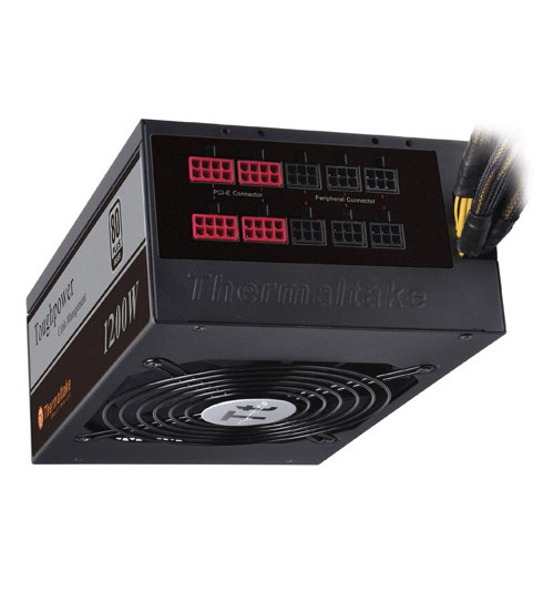 Immagine pubblicata in relazione al seguente contenuto: Thermaltake annuncia l'alimentatore Toughpower da 1500W | Nome immagine: news15655_2.jpg