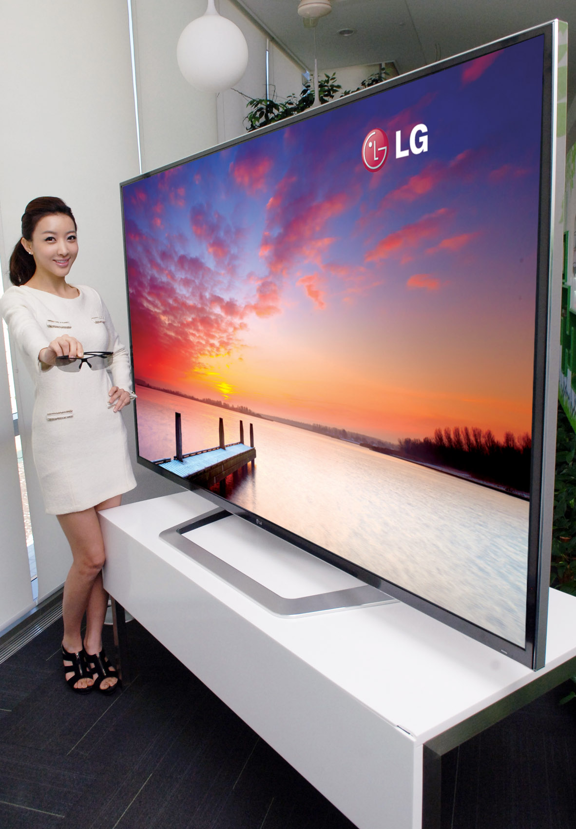 Immagine pubblicata in relazione al seguente contenuto: LG annuncia il pi grande 3D UD TV e Smart TV al mondo (84-inch) | Nome immagine: news16359_3.jpg