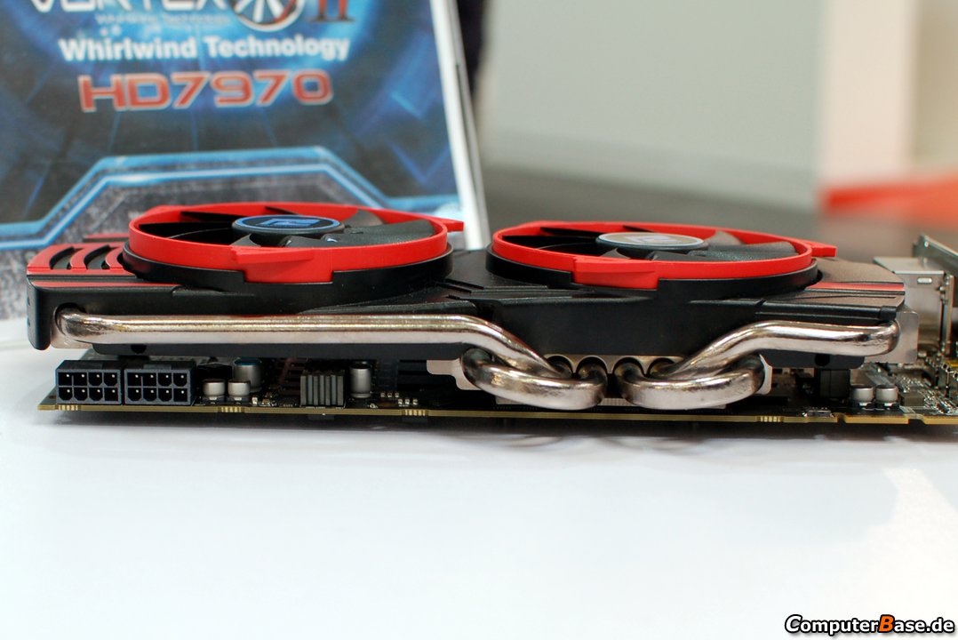 Immagine pubblicata in relazione al seguente contenuto: CeBIT: TUL esibisce la card PowerColor Radeon HD 7970 Vortex II | Nome immagine: news16764_2.jpg