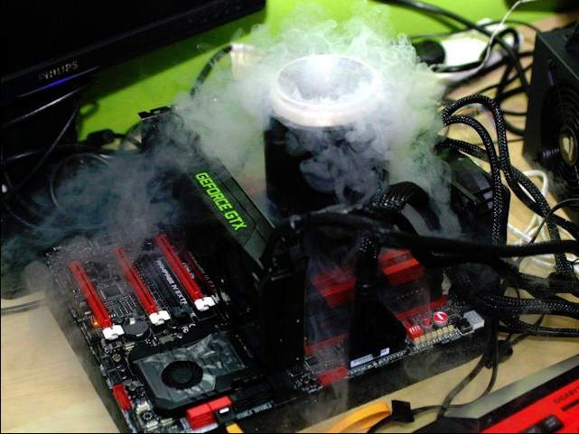 Immagine pubblicata in relazione al seguente contenuto: GeForce GTX 680 vs Radeon HD 7970: nuovi benchmark disponibili | Nome immagine: news16835_1.jpg