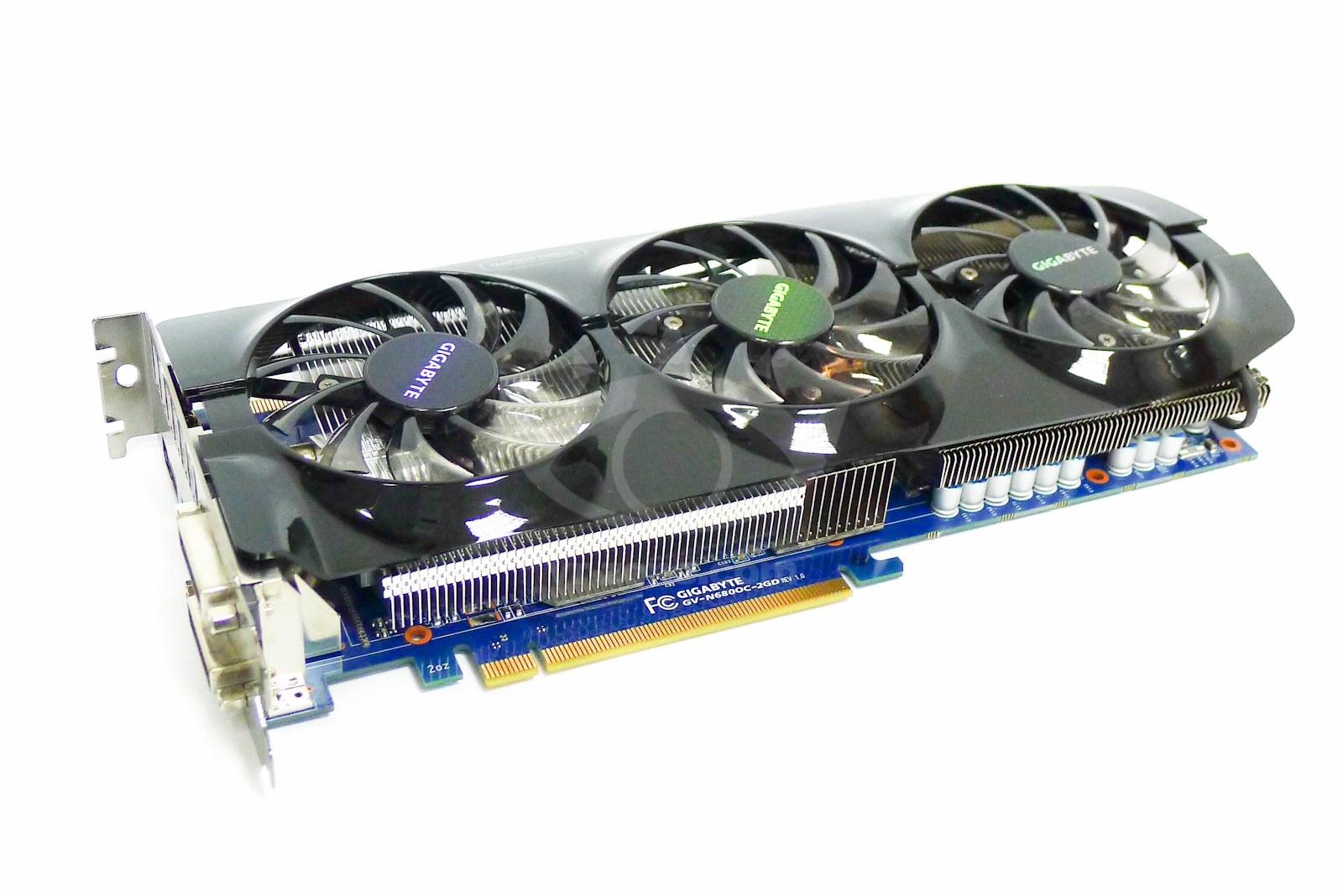 Immagine pubblicata in relazione al seguente contenuto: Preview della GeForce GTX 680 WindForce 3X OC di GIGABYTE | Nome immagine: news16967_1.jpg