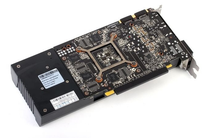 Immagine pubblicata in relazione al seguente contenuto: NVIDIA sceglie un PCB di lungezza ridotta per la GeForce GTX 670 | Nome immagine: news17168_2.jpg