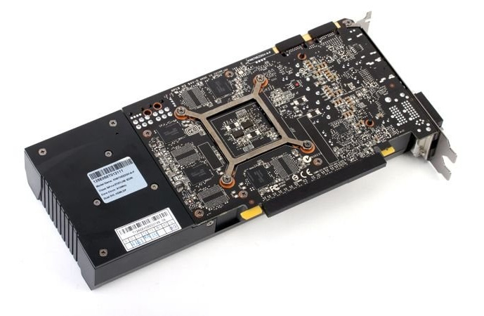Immagine pubblicata in relazione al seguente contenuto: NVIDIA sceglie un PCB di lungezza ridotta per la GeForce GTX 670 | Nome immagine: news17168_2.jpg