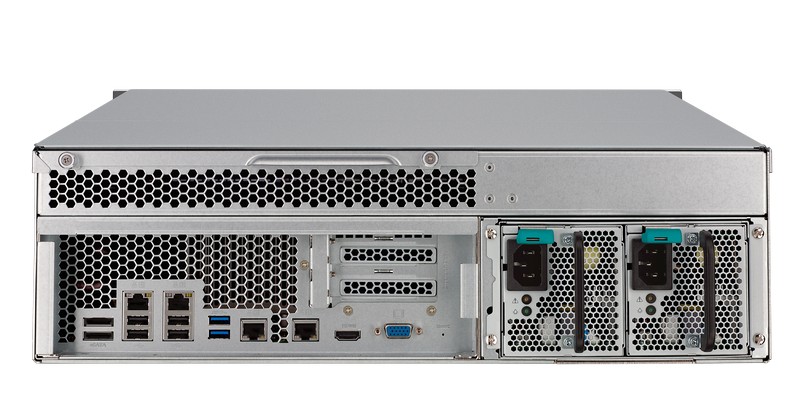 Immagine pubblicata in relazione al seguente contenuto: QNAP introduce due nuovi sistemi Turbo NAS Rack professionali | Nome immagine: news17253_2.jpg