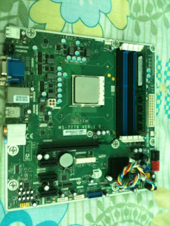 Immagine pubblicata in relazione al seguente contenuto: Prime foto di una APU AMD Trinity per sistemi di tipo desktop | Nome immagine: news17263_2.jpg