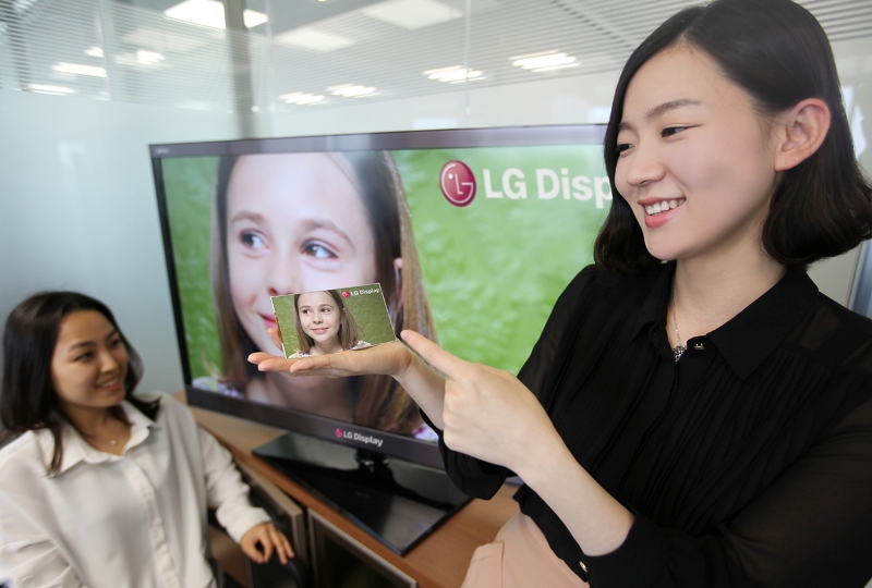 Immagine pubblicata in relazione al seguente contenuto: LG sviluppa un display da 5-inch per gli smartphone Full HD | Nome immagine: news17334_1.jpg