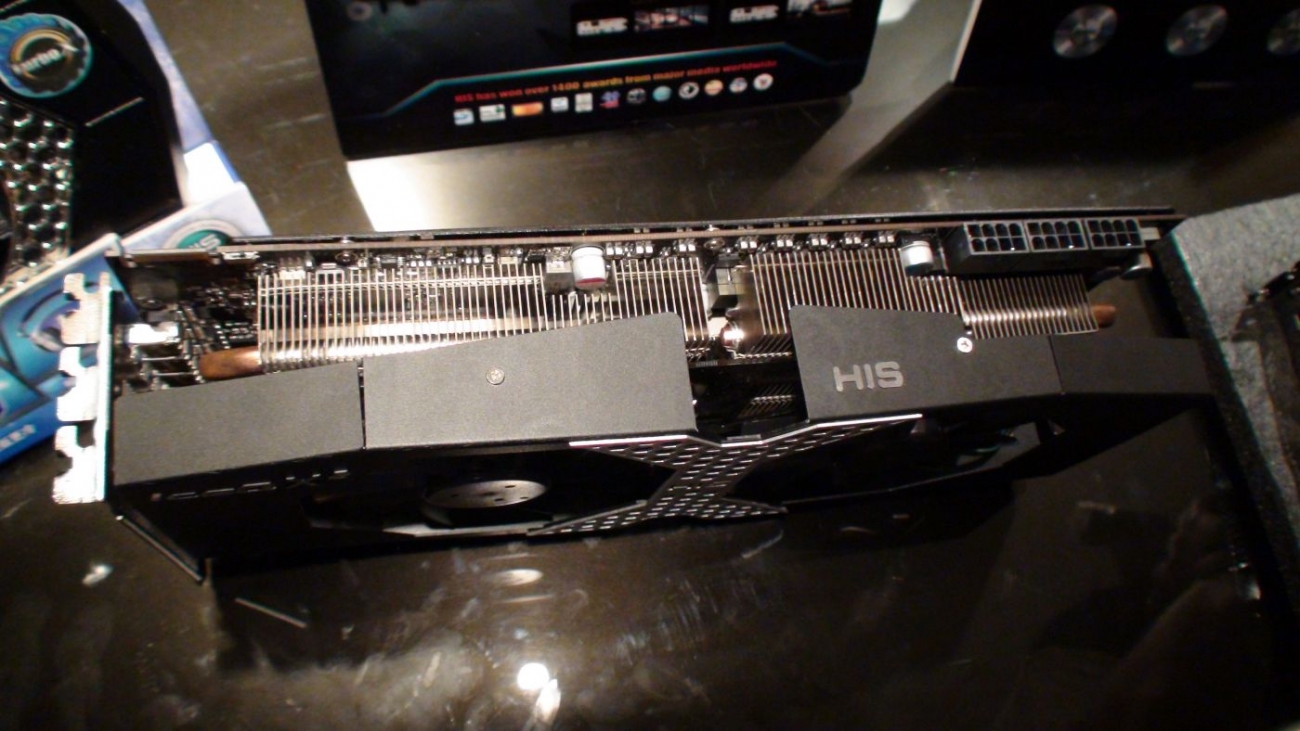 Immagine pubblicata in relazione al seguente contenuto: HIS esibisce la video card dual-gpu Radeon HD 7970 IceQ X2 | Nome immagine: news17398_2.jpg