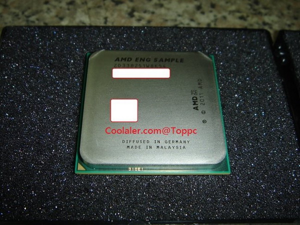 Immagine pubblicata in relazione al seguente contenuto: Foto e benchmark di una cpu AMD FX-8300 Vishera (Piledriver) | Nome immagine: news17793_cpu-amd-vishera-piledriver_2.jpg