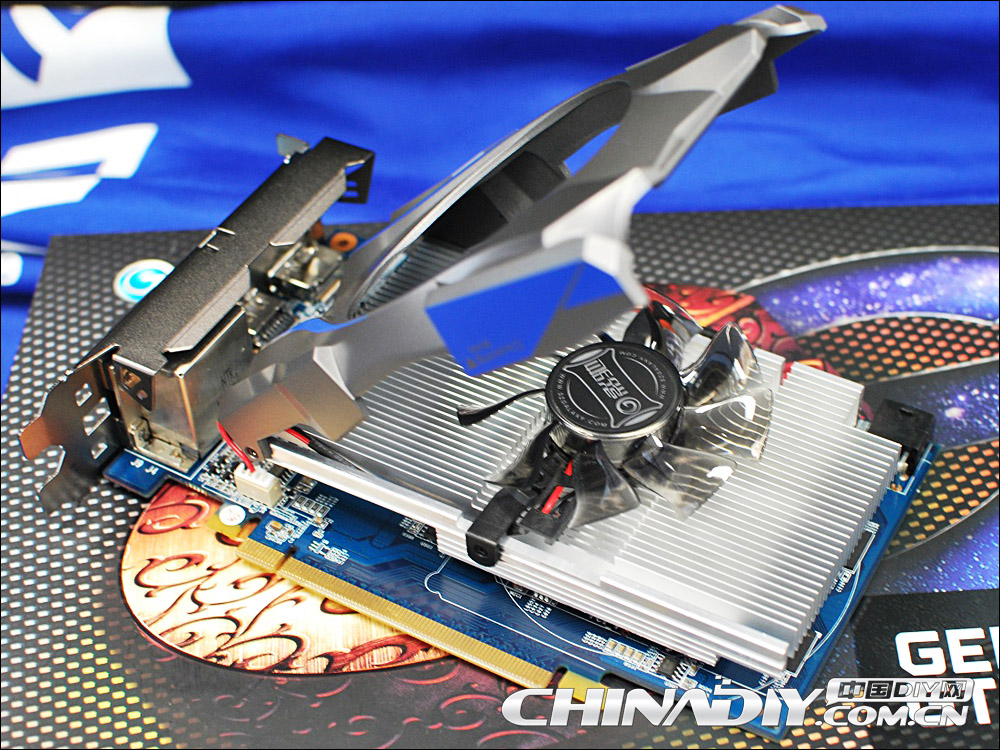 Immagine pubblicata in relazione al seguente contenuto: Foto e specifiche della GeForce GTX 650 Ti Black Edition di Galaxy | Nome immagine: news18227_galaxy-gtx-650-ti-black-edition_2.jpg