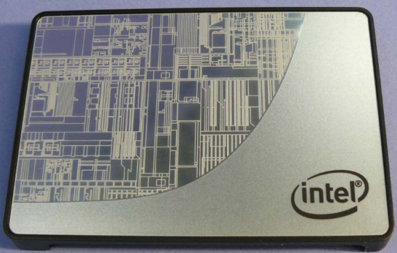 Media asset in full size related to 3dfxzone.it news item entitled as follows: Intel prepara il lancio di due nuovi SSD della linea 335 Series | Image Name: news18655_Intel-SSD-335_1.jpg