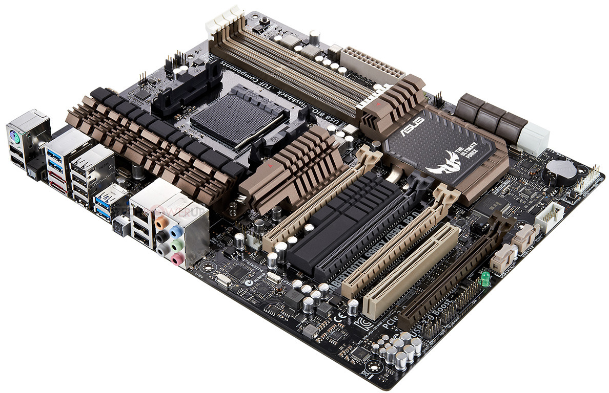 Immagine pubblicata in relazione al seguente contenuto: ASUS annuncia la motherboard SABERTOOTH 990FX/GEN3 R2.0 | Nome immagine: news18981_SABERTOOTH-90FX-GEN3-R2.0_1.jpg