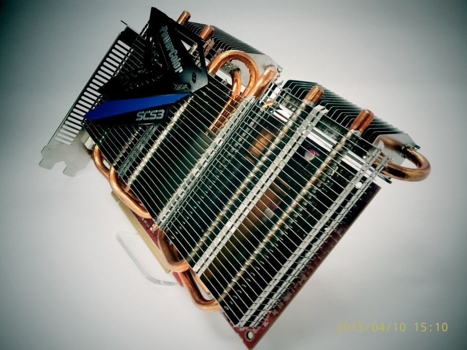Immagine pubblicata in relazione al seguente contenuto: Powercolor pubblica due foto della card Powercolor HD 7850 SCS3 | Nome immagine: news19327_Powercolor-Radeon-HD-7850-SCS3_2.jpg