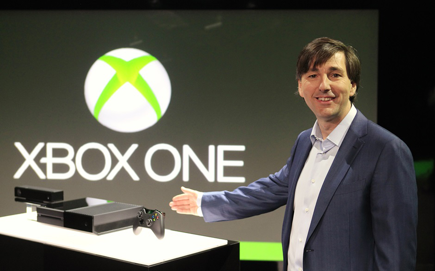 Immagine pubblicata in relazione al seguente contenuto: Microsoft presenta la sua console di nuova generazione Xbox One | Nome immagine: news19560_Microsoft-Xbox-One_1.jpg