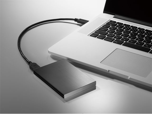 Immagine pubblicata in relazione al seguente contenuto: I-O DATA annuncia un hard drive esterno compatibile con USB 3.0 | Nome immagine: news19565_I-O-DATA-HDPX-UT500KB_2.jpg