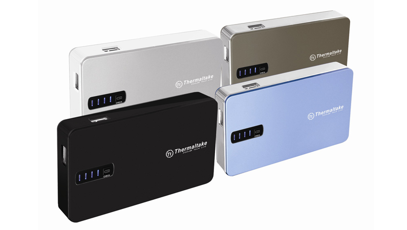 Immagine pubblicata in relazione al seguente contenuto: Thermaltake lancia Portable Power Pack con capacit di 8400mAh | Nome immagine: news19599_Thermaltake_8400mAh_Portable_Power_Pack_1.jpg