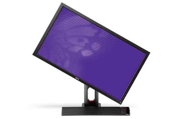 Immagine pubblicata in relazione al seguente contenuto: BenQ lancia il monitor gaming-oriented e Full HD siglato XL2420TE | Nome immagine: news20106_BenQ-XL2420TE_2.jpg