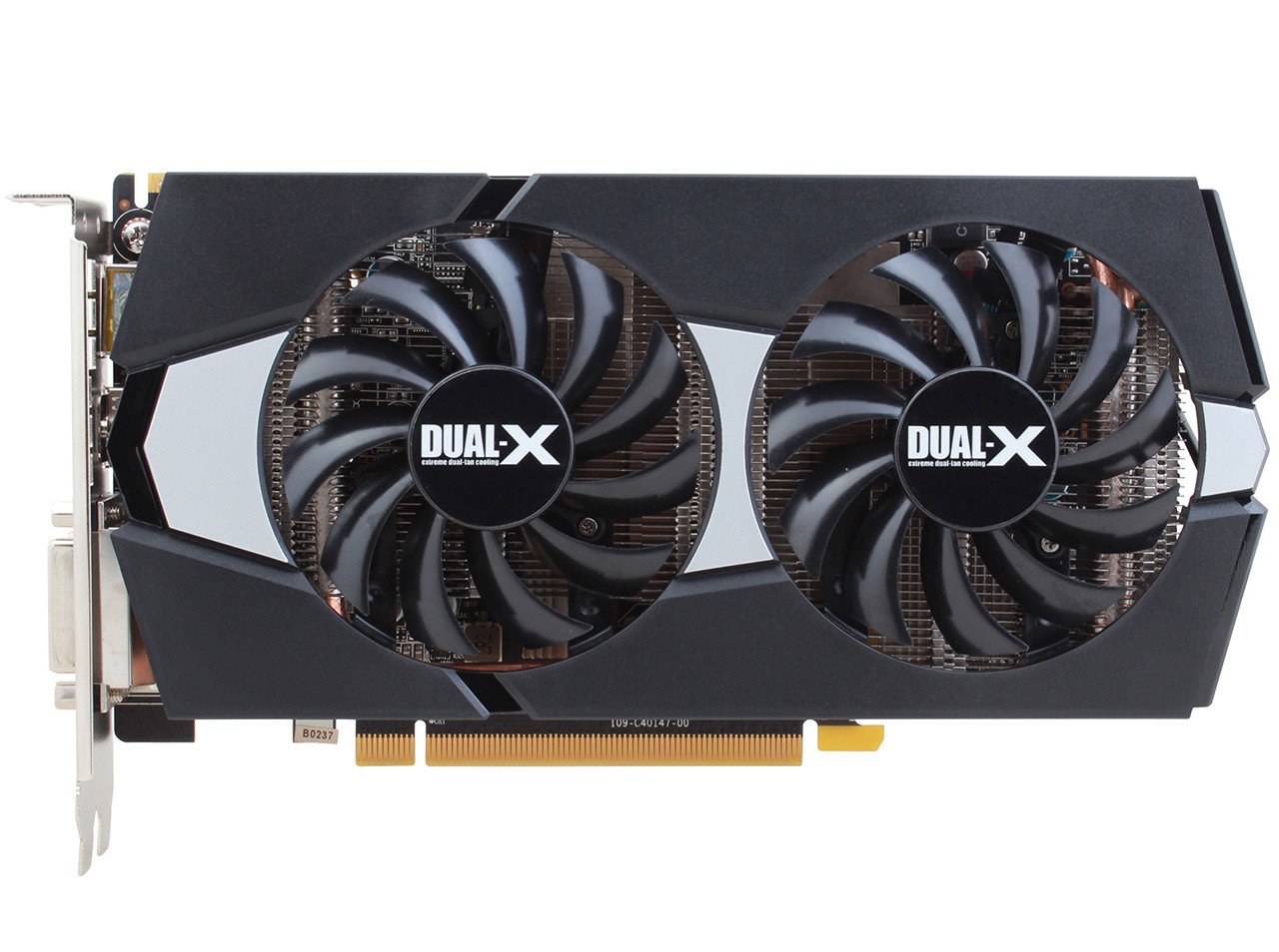 Media asset in full size related to 3dfxzone.it news item entitled as follows: Sapphire introduce la video card Radeon R9 270 Boost OC Edition | Image Name: news20423_Sapphire-Radeon-R9-270-Boost-OC-Edition_2.jpg