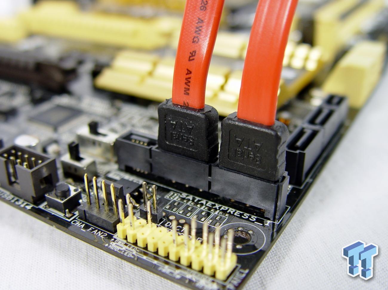 Media asset in full size related to 3dfxzone.it news item entitled as follows: Preview della motherboard Z87-Deluxe/SATA-Express di ASUS | Image Name: news20519_ASUS-Z87-Deluxe-SATA-Express_9.jpg