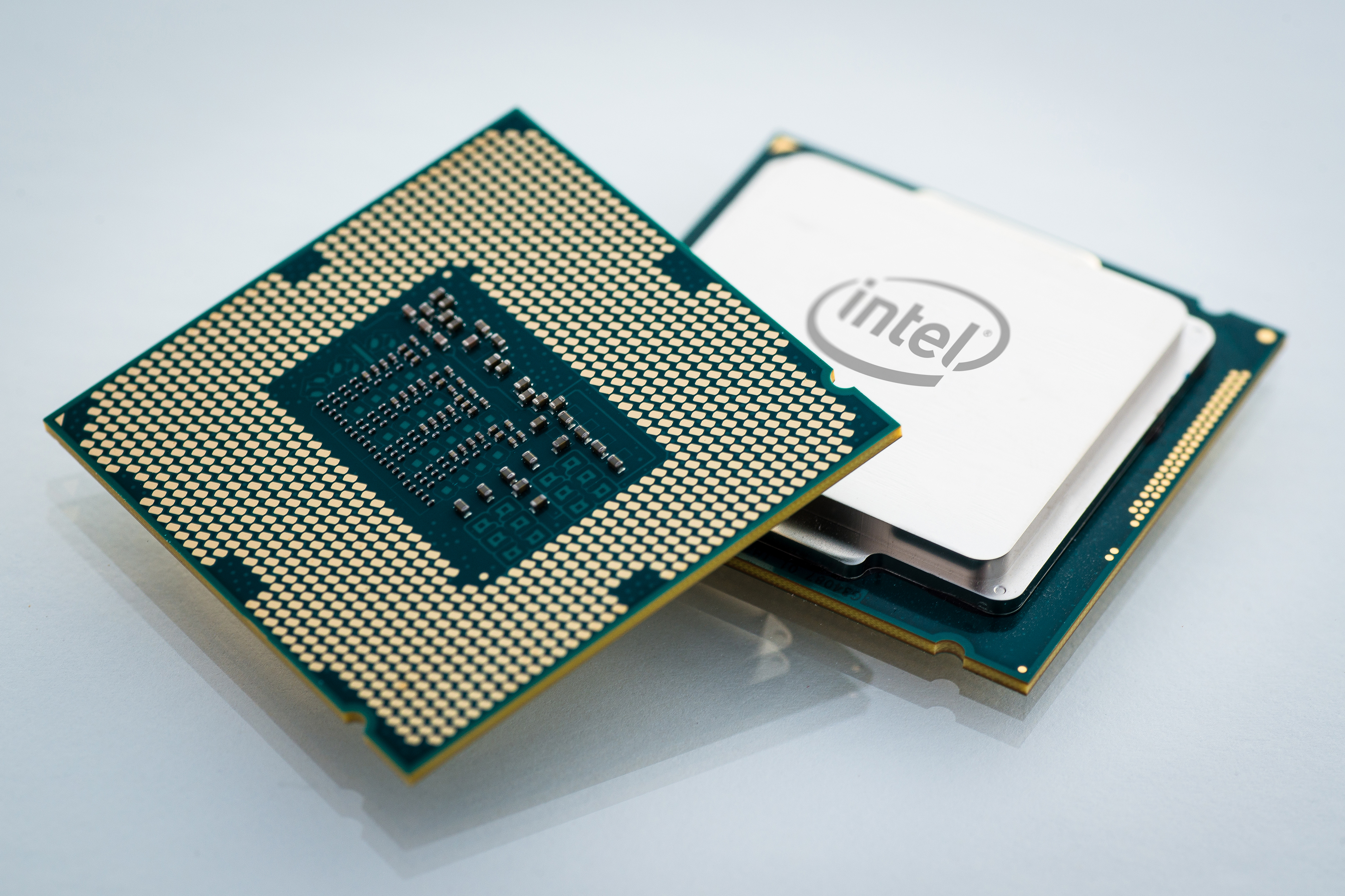 Immagine pubblicata in relazione al seguente contenuto: Overclocking: le nuove CPU Intel Devil's Canyon sono gi prenotabili | Nome immagine: news21219_Intel-CPU-Devils-Canyon_1.jpg
