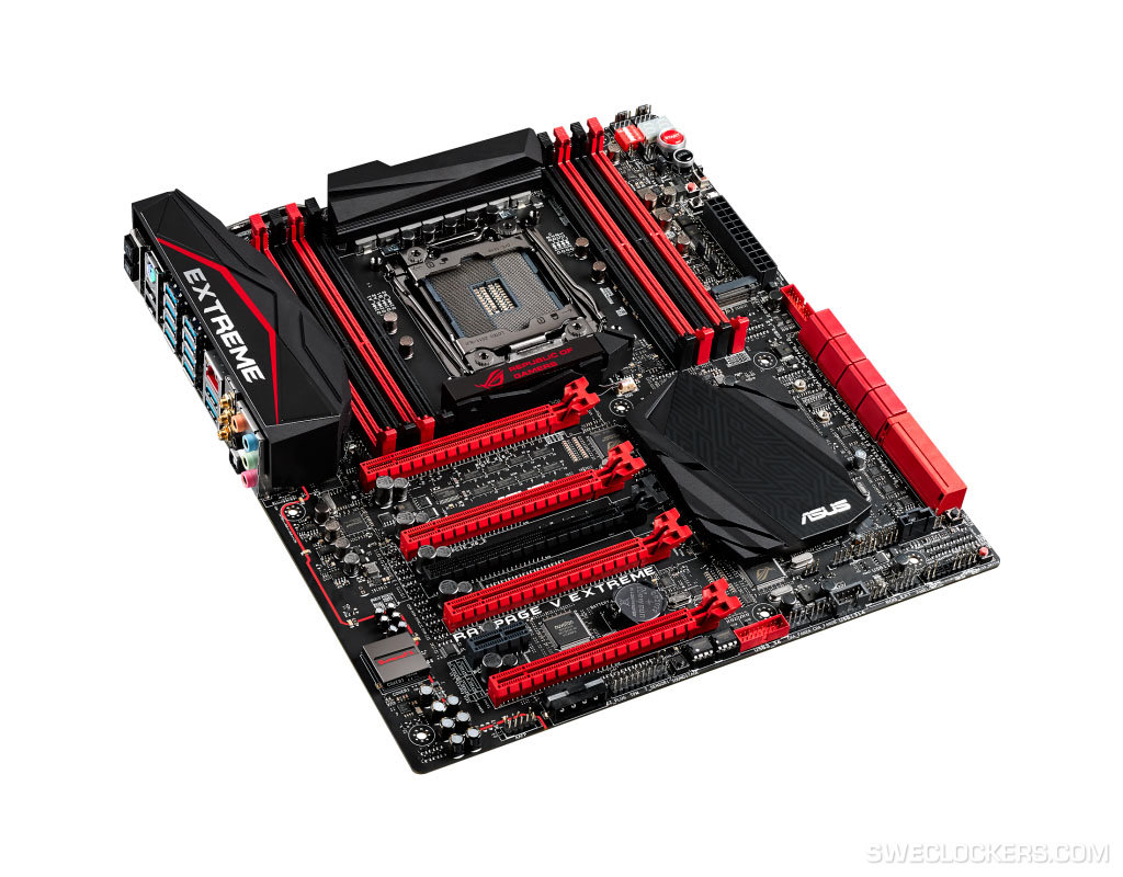 Immagine pubblicata in relazione al seguente contenuto: Foto della motherboard ROG Rampage V Extreme X99 di ASUS | Nome immagine: news21571_ASUS-ROG-Rampage-V-Extreme-X99_1.jpg