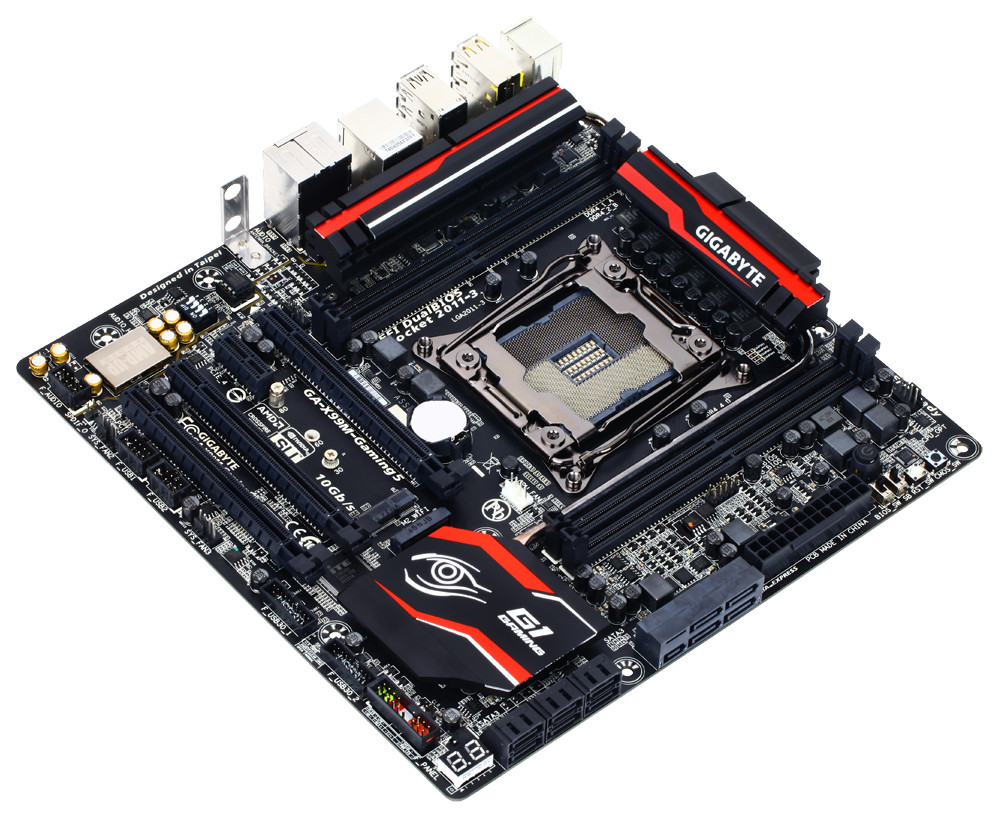 Immagine pubblicata in relazione al seguente contenuto: GIGABYTE annuncia la motherboard X99M-Gaming 5 per CPU Intel | Nome immagine: news21875_X99M-Gaming-5_1.jpg