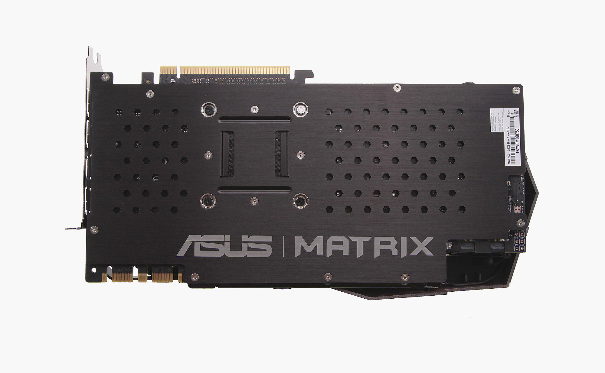 Immagine pubblicata in relazione al seguente contenuto: Galleria fotografica della top card ASUS ROG Matrix Platinum GTX 980 | Nome immagine: news22001_ASUS-ROG-Matrix-Platinum-GTX-980_3.jpg