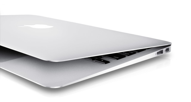 Immagine pubblicata in relazione al seguente contenuto: I SoC Core M (Broadwell-U) e USB 3.1 per i MacBook Air da 12-inch | Nome immagine: news22030_Apple-MacBook-Air_1.jpg