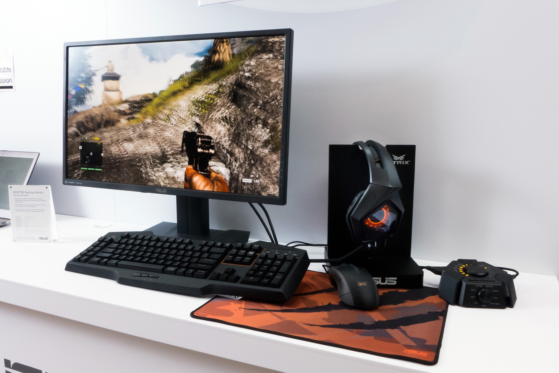 Immagine pubblicata in relazione al seguente contenuto: ASUS presenta il monitor MG279Q per il gaming in WQHD a 120+Hz | Nome immagine: news22080_ASUS-MG279Q_2.jpg