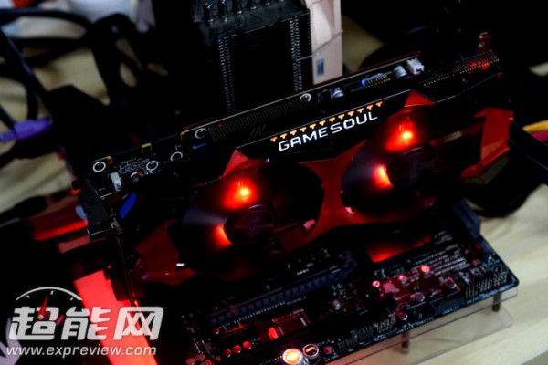 Immagine pubblicata in relazione al seguente contenuto: Gainward introduce la video card non reference GeForce GTX 980 Ti Game Soul | Nome immagine: news23273_Gainward-GeForce-GTX-980-Ti-Game-Soul_9.jpg