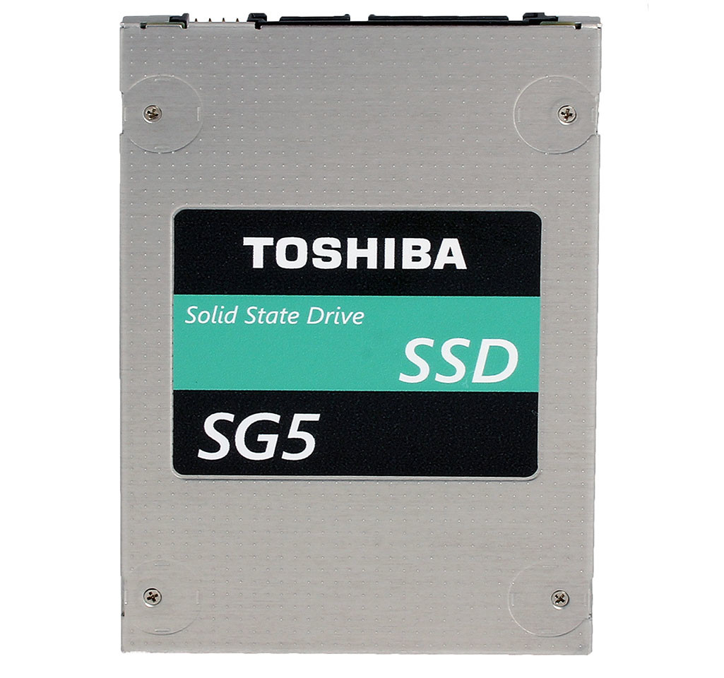 Immagine pubblicata in relazione al seguente contenuto: Toshiba lancia SG5, i primi SSD consumer con memoria NAND TLC a 15nm | Nome immagine: news23815_SSD-Toshiba-SG5_2.jpg
