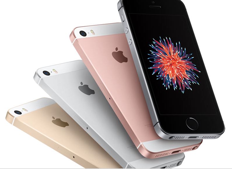 Immagine pubblicata in relazione al seguente contenuto: Apple annuncia lo smartphone iPhone SE con SoC A9 e display Retina da 4-inch | Nome immagine: news23987_iPhone-SE_1.jpg